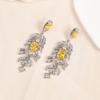 Pendientes largos con borlas de moda de venta caliente transfronteriza, pendientes altos retro europeos y americanos, joyería elegante de temperamento ligero de lujo al por mayor