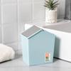 Aomate Mini Cubo de Basura de Escritorio de Cabina Plástico Chica Linda Creativo Cubo Sanitario Papelera Adorno Cubo de Almacenamiento