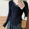 Conjunto de principios de primavera: Suéter de punto dulce y suave estilo francés con cuello en V, volantes de encaje, top de manga larga para mujer