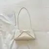 Shuai Mijia 2026 Verano Nuevo Bolso de Hombro Novedoso con Lazo para Mujer, Moda Coreana, Alto Valor Estético, Elegante Bolso Baguette