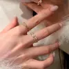 Anel Delicado de Borboleta Tridimensional de Luxo Leve para Mulheres, Anel Aberto Ajustável com Esmalte Colorido, Anel para Dedo Indicador Estilo Nicho da Moda