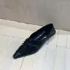 Sapatos slip-on de sola macia ~ Sapatos baixos versáteis de bico fino plissados em couro macio estilo retrô francês para mulheres, sapatos pretos versáteis