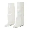 Botas Femininas Novas Outono/Inverno 2026 Bico Quadrado Salto Anabela Botas de Cano Alto Botas para Calça Cor Sólida Simples Moda Puxar Moda Botas