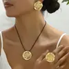 Collar con Anillo Geométrico de Metal de Personalidad Exagerada Transfronterizo Europeo y Americano, Conjunto de Joyería Femenina de Lujo Ligero Moderno y Versátil