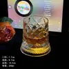Venta Caliente Transfronteriza Estilo Lujo Ligero Vaso para Licor Taza Giratoria Descompresora Hogar Base de Cristal de Gama Alta Vaso para Whiskey
