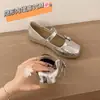 Exquisitos zapatos Mary Jane cuadrados con hebilla de strass estilo francés para mujer, nuevo modelo primavera 2026, zapatos de una sola tira con un elegante tacón grueso