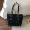 Bolsa de Camurça com Alto Apelo Estético, Bolsa Tote Gatinho Fofo, Bolsa de Mão de Grande Capacidade, Bolsa de Ombro, Bolsa para o Dia a Dia, Bolsa Feminina Vintage