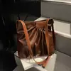 2026 Nova Bolsa Tote Plissada Retrô Estilo Coreano Bolsa Saco Elegante Versátil Bolsa Transversal