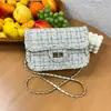 2026 Novo Estilo Tecido Simples e Elegante Moda Estilo Chanel para o Dia a Dia Tweed Corrente no Ombro Transversal Bolsa de Mão para Mulheres