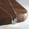 Cadena elegante para clavícula con incrustaciones de circonita bañada en oro real para mujer, diseño único, collar de trébol de la suerte, gargantilla versátil