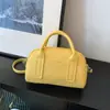 Bolso de Mano Elegante de Gama Alta para Verano, Bolso Tipo Almohada Popular Transfronterizo, Bolso Cruzado Versátil de Nueva Moda 2026