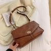 Bolsa retrô feminina de grande capacidade outono e inverno 2021 Nova Moda bolsa tiracolo textura popular deste ano bolsa quadrada pequena versátil