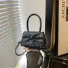 Bolso de Mujer de Lunares 2026 Nueva Moda Lindo Lazo Verano Hombro Único Cruzado de Hombro Pequeño Cuadrado