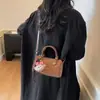 Moda Transfronteiriça Nova Bolsa Pequena Retrô para Mulheres, Bolsa de Ombro Versátil e na Moda, Bolsa Transversal Boston