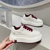 Tenis Blancos de Suela Gruesa para Mujer, Nuevos Versátiles de Plataforma Deportivos Casuales Primavera y Otoño 2026, Tenis con Cordones Ligeros que Aumentan la Altura