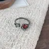 Anillo Metálico Abierto de Zirconia Estilo Oscuro Gato Nuevo Retro para Mujer Lujo Ligero Versátil para Viajar Anillo de Tendencia de Moda