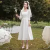 Vestido de Casamento Leve Estilo Registro 2026 Novo Vestido Curto Branco Vestido de Madrinha Vestido de Noivado de Manga Longa para Mulheres