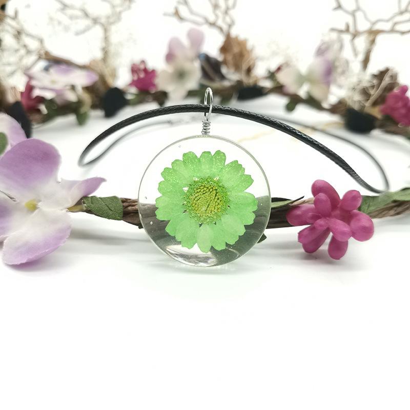 绿色