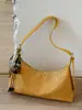 Bolso de Hombro Grande de Gran Capacidad para el Verano 2026, para el Trabajo y los Viajes Diarios, Bolso Cruzado y de Hombro de Moda con Patrón Tejido Simple Casual