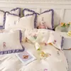 Conjunto de Quatro Peças em Gaze Dupla de Algodão Puro com Borda de Renda Versão Coreana 2026 com Estampa de Princesa Francesa Conjunto de Quatro Peças de Algodão Puro