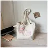 Bolsa de Tecido Bordada Estilo Cartoon Gatinha Japonesa para Meninas, Nova Bolsa de Ombro Simples Versão Coreana Grande Capacidade