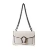 Bolsa Feminina Transfronteiriça Concha PU Grande Capacidade Fecho de Concha Corrente Bolsa de Axila Feminina 2025 Ombro Único Transversal Pequena Quadrada