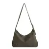 Bolsa de ombro vintage em camurça com rebites, bolsa de axila para mulheres, estilo punk retrô, bolsa de mão doce e descolada para garotas da moda, bolsa de moda para o dia a dia