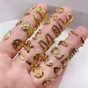 Anillo Abierto Transfronterizo Europeo y Americano de Acero Titanio Dorado Anillo Retro Vintage Versátil Anillo de Moda Pulsera Anillo