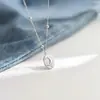Collar Versátil de Diseño de Nicho Europeo y Americano con Lunas Incrustadas de Diamantes de Acero de Titanio para Mujer, Cadena Radiante para Clavícula de Temperamento de Lujo Ligero a la Moda