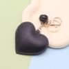 Popular Transfronterizo Campana Colorida Cuero Corazón Corazón de Durazno Bolso de Mujer Colgante Accesorios Llavero Colgante Pequeño Fresco