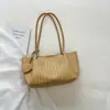 Bolsa de tecido INS coreana de nicho, bolsa de mão de couro macio, bolsa de ombro, bolsa de cesta de vegetais da moda, bolsa feminina