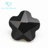 Venta al por mayor de fábrica 5A forma de ciruela circón negro piedra desnuda artificial fondo puntiagudo pentagonal forma de ciruela piedra negra blanca CZ taladro