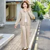 Conjunto de cárdigan casual para uso diario, ropa de madre, nuevo estilo primavera y otoño 2026, ropa para mujeres de mediana edad de 50 años, conjunto deportivo que reduce la edad
