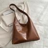 Couro macio de grande capacidade elegante textura bolsa de ombro para mulheres 2024 primavera novo all-matching ins commuter tote bag para mulheres