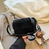 Bolsa de Ombro Única Personalidade Tendência Transfronteiriça Moda Artística Simples Europeia e Americana Bolsa Transversal Feminina Estampa de Leopardo Corrente Pequena Quadrada