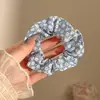 Scrunchie Deslumbrante Estilo Zhao Lusi para Mulheres, Elástico de Cabelo de Alta Qualidade, Corda para Coque, Acessório de Cabelo por Xu Yan