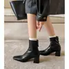 40-42 Talla Grande Súper Elegantes Botines de Piel de Vaca Adelgazantes para el Trabajo Invierno 2026 Tacón Grueso Tacón Alto Punta Cuadrada Piel Genuina Botines de Tobillo Mujer