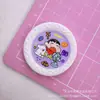 Acessórios de resina diy de desenho animado acessórios pequenos novos prato de brincar de comida base de decoração de carro de animação fofa acessórios atacado