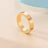 Joias de Comércio Exterior ins Moda Anel Feminino de Aço Titânio Banhado a Ouro Ouro Rosa Seis Diamantes Par de Anéis de Casal Anel de Dedo Totalmente Diamantado