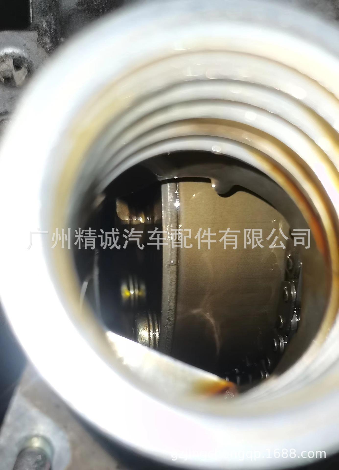 老款福特嘉年华1.5发动机5