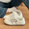 Zapatillas de entrenamiento alemanas estilo ballet dulces, lindas y versátiles para mujer, nuevo modelo otoño 2026, cómodas, ligeras, zapatillas planas casuales, modernas