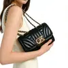 Bolso de Cadena Estilo Francés Pequeño de Moda para Mujer 2026 Nuevo Estilo Coreano Moderno Versátil Bordado Acolchado de Diamantes Hombro Único Cruzado Pequeño Cuadrado