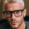 Gafas de montura cuadrada para hombre con decoración de remaches, montura de gafas de moda estilo callejero moderno, gafas versátiles de estilo retro clásico sin graduación