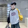 Moletom Masculino 2026 Novo Tendência Cool Manga Longa Gola Redonda com Estampa de Letras Americanas, Casual e Estiloso de Outono