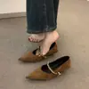 Zapatos de Salón Individuales con Cadena de Café y Tacón Irregular para Mujer, Estilo Francés de Otoño con Punta y Tacón Medio para el Trabajo
