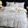 Juego de ropa de cama estampado de algodón cepillado, engrosado y cálido, juego de tres o cuatro piezas de algodón puro, adecuado para dormitorios y casas de huéspedes, disponible para envío directo