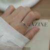 Anillo de plata de ley S925 con diseño de nicho y flor de circonio negro para mujer, sencillo y exquisito, abierto, combinable con todo.