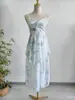 Vestido de tirantes tie-dye azul y blanco, vestido tie-dye hecho a mano de Dali, Yunnan, vestido largo artístico, en stock