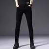 Jeans negros de alta gama italianos que no se decoloran para hombre, pantalones casuales ajustados elásticos de estilo coreano para otoño e invierno