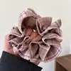 Elegante Coletero de Cuadros Estilo Británico para Mujer, Diadema de Moda, Banda Elástica para Chongo o Cola de Caballo Baja, Accesorio para el Cabello